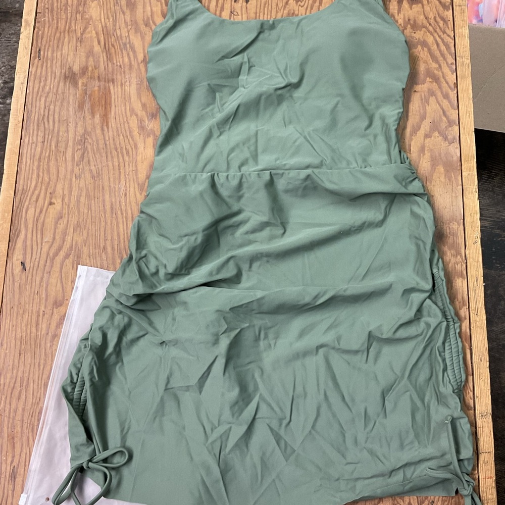 Cupshe Green One Piece Swim-dress